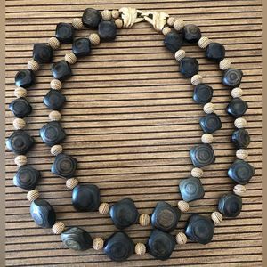 VTG BOUCHER EXOTIC WOOD NECKLACE